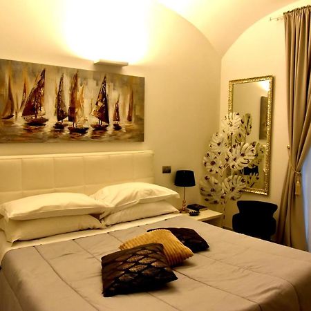 Conte Max Rooms Термолі Екстер'єр фото