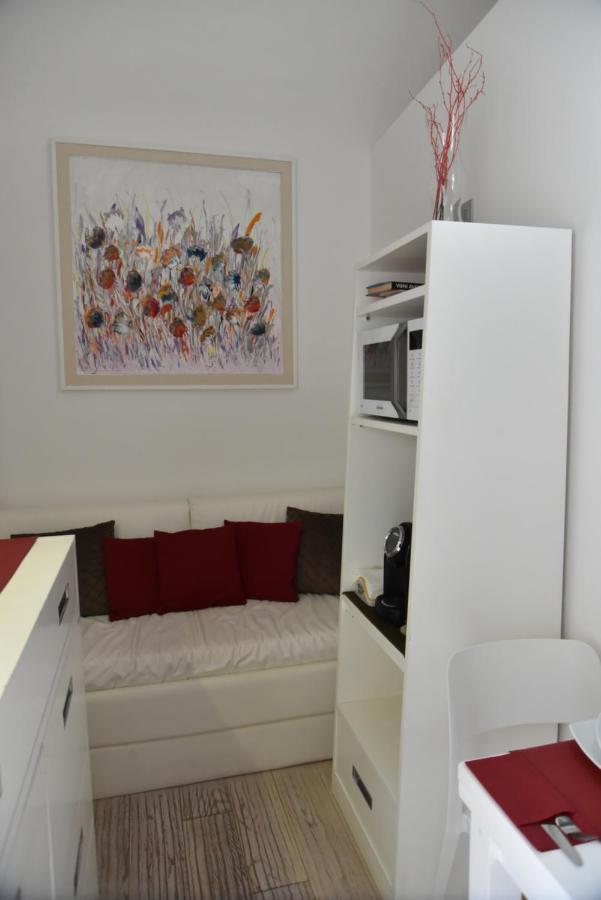 Conte Max Rooms Термолі Екстер'єр фото